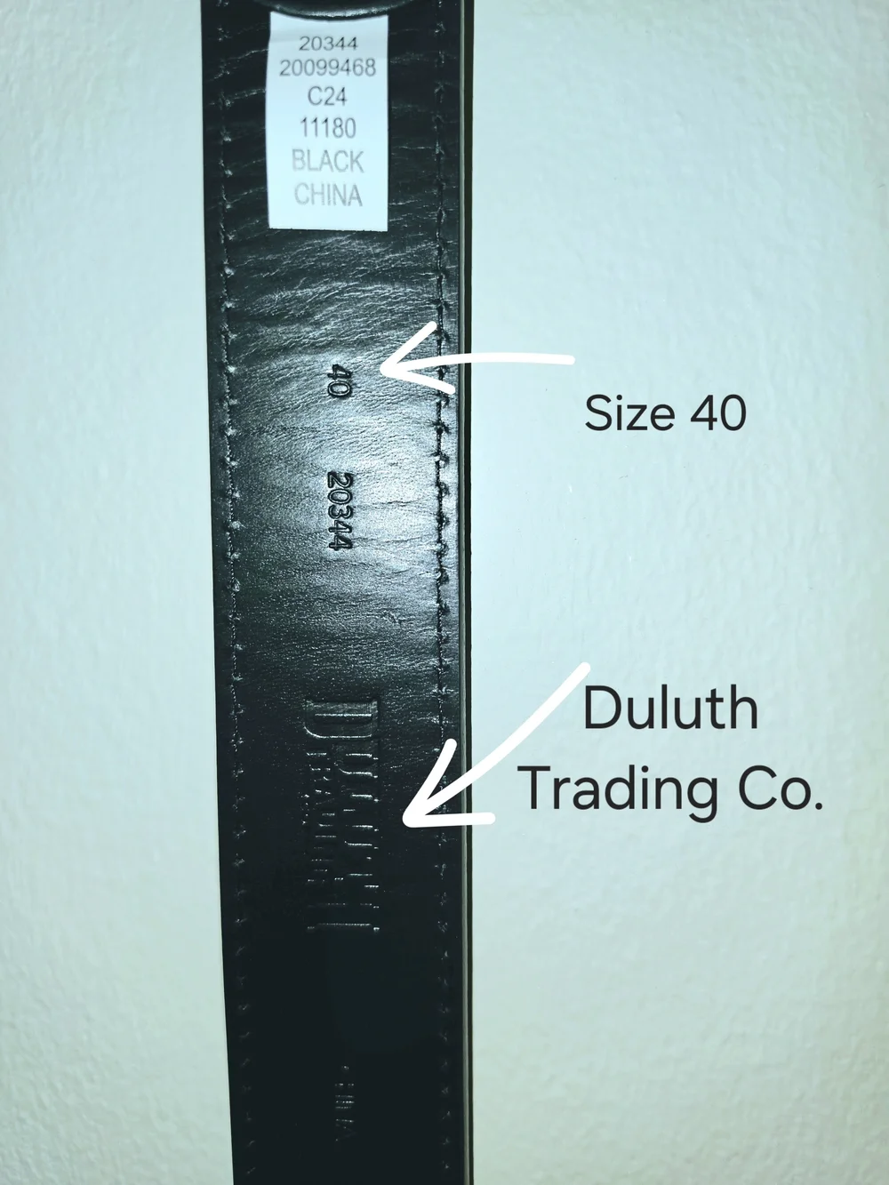 Black Leather Men's Belt, Duluth Tradig Co.  Never been worn!